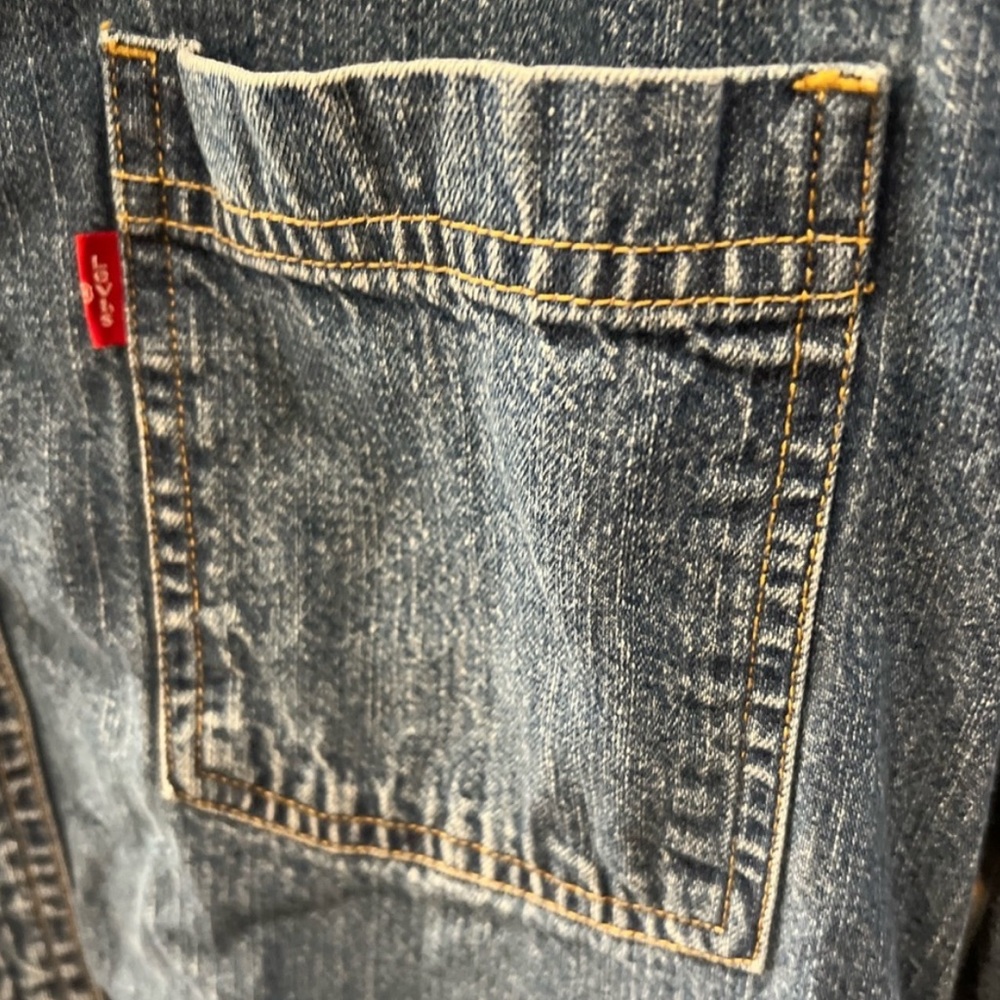 Levi’s Jeans Long Sleeve Denim Button Shirt Size Large - Picture 2 of 5
